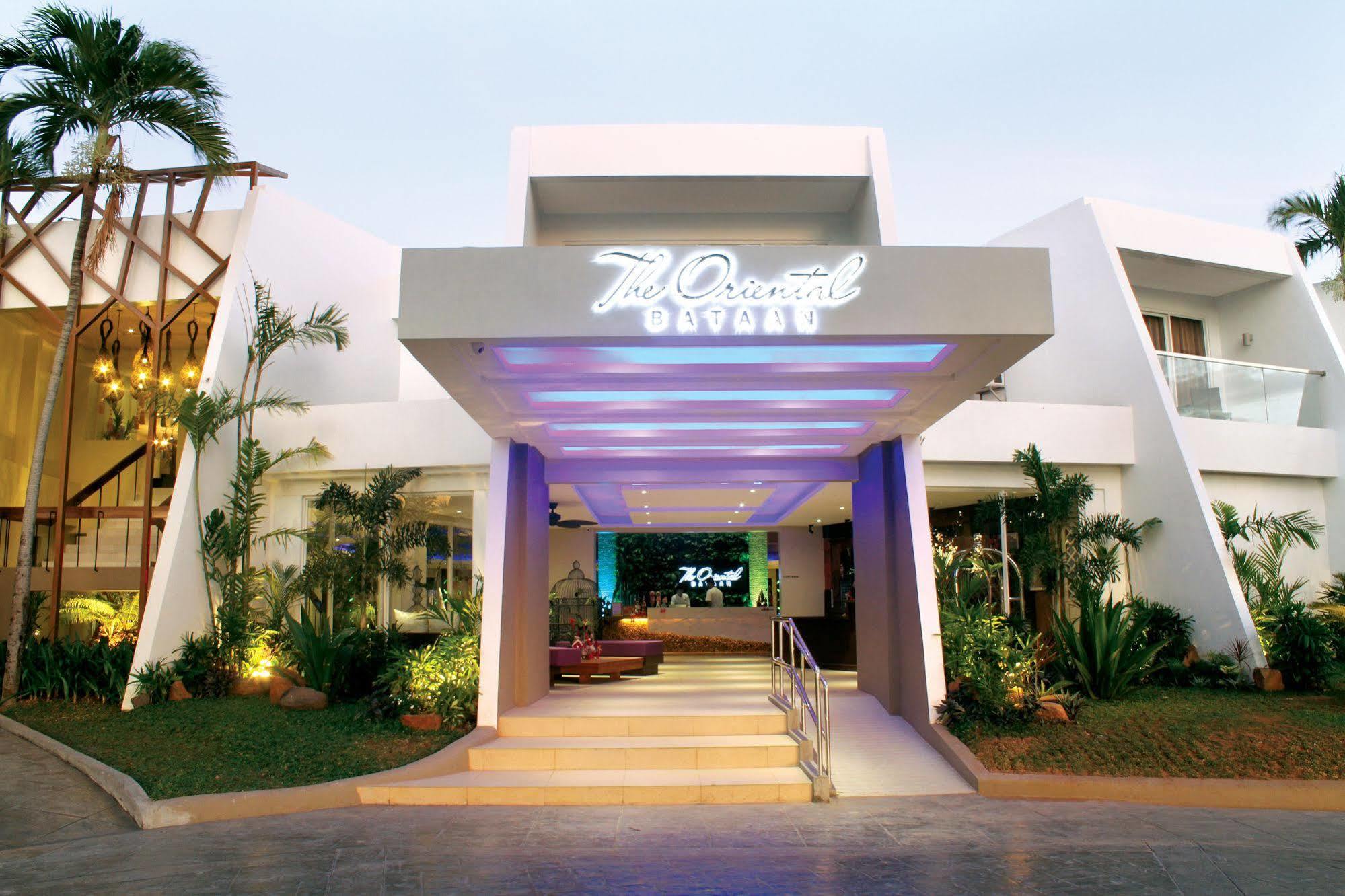 מריוולס The Oriental Hotel Bataan מראה חיצוני תמונה